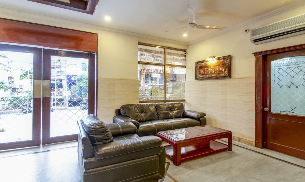 Hotel Saaket Residency Visakhapatnam Exteriör bild
